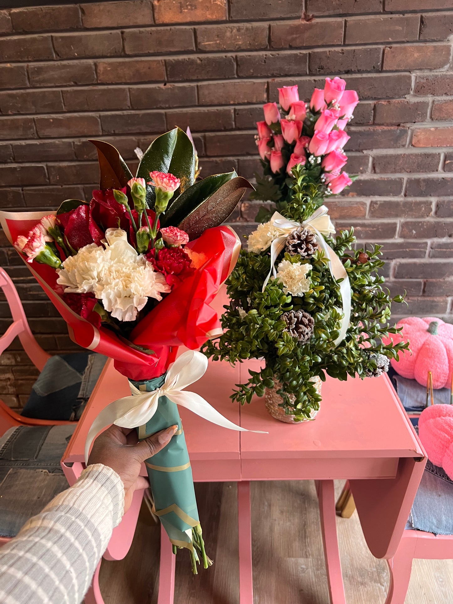 Holiday Designer’s Choice Bouquet - Mini Premium Bouquet