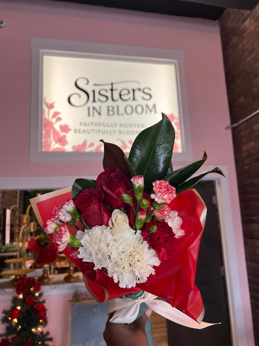Holiday Designer’s Choice Bouquet - Mini Premium Bouquet
